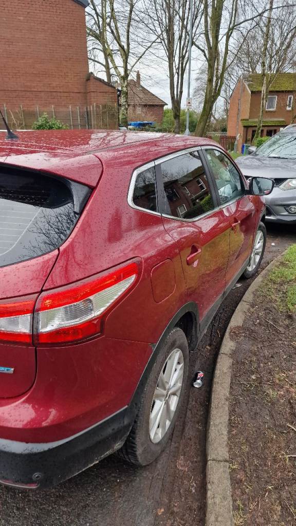 Nissan, QASHQAI, Hatchback, 2014, Manual, 1461 (cc), 5 doors