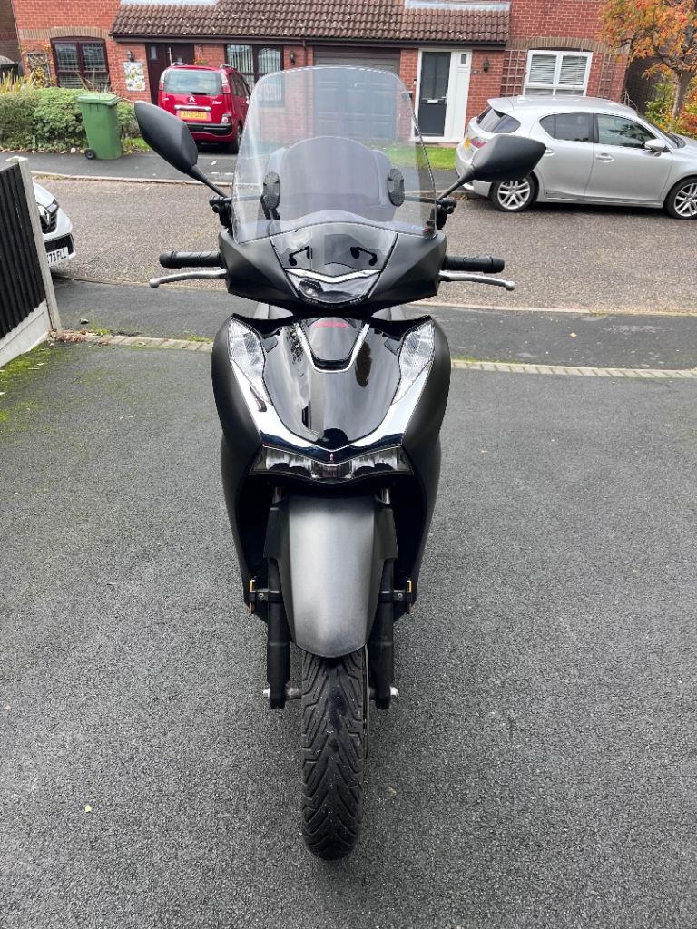 Honda 125shi    2024