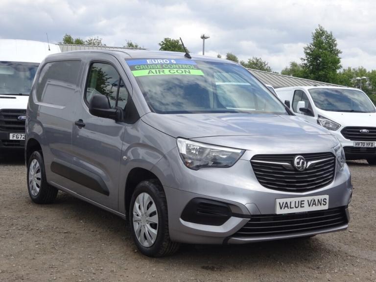 2019 (69) VAUXHALL COMBO SPORTIVE L1 H1 (SWB) 1.5 2300 - [A/C]  **65,000** - FSH