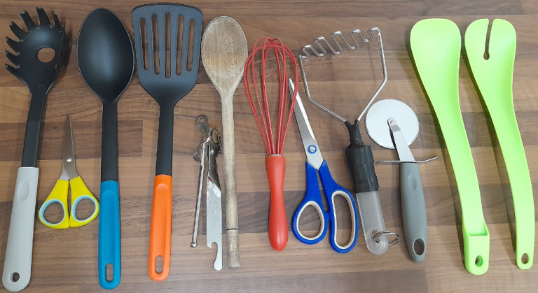 11 x Kitchen Utensils. £11 for set or sold separately. Prices in Description. Steel Wood Silicon