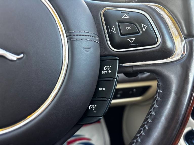 2012 Jaguar XJ XJ 380 V8 Portfolio Auto Euro 5 4dr  Saloon Petrol Automatic