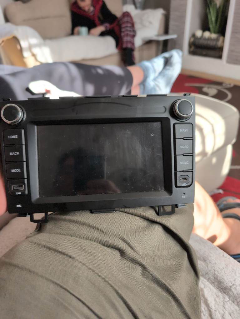 Replacement head unit for 2005 to 2012 crv