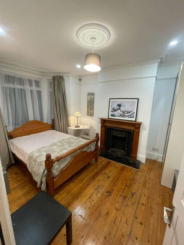 Lovely double room to rent in Chatham, ME4