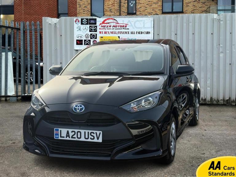 2020 Toyota Yaris 1.5 VVT-h Design Hatchback 5dr Petrol Hybrid E-CVT Euro 6 (s/s) (116 ps) Hatchb...