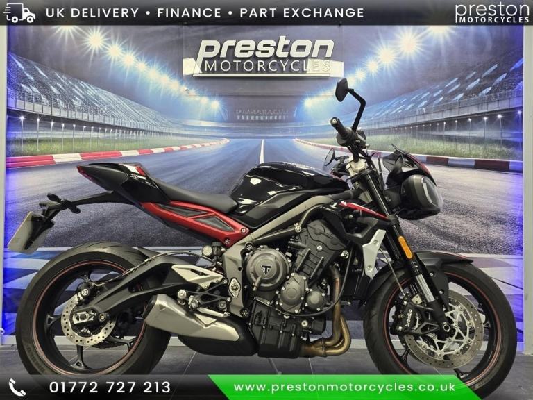 TRIUMPH STREET TRIPLE R