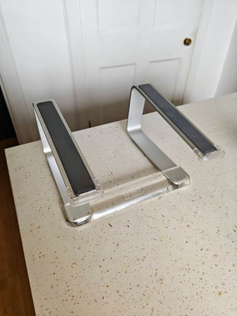 Griffin Elevator Laptop / Monitor Stand – Aluminium