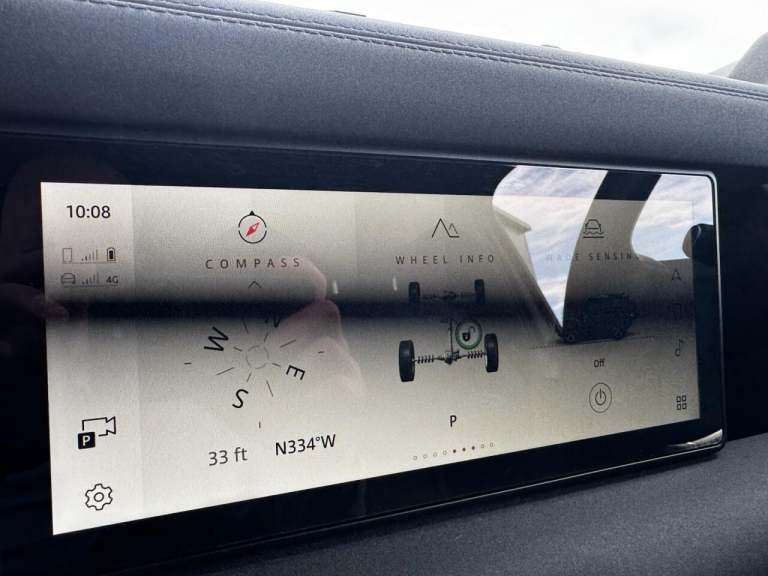 2023 Land Rover Defender 3.0 D250 Hard Top SE Auto PANEL VAN DIESEL Automatic