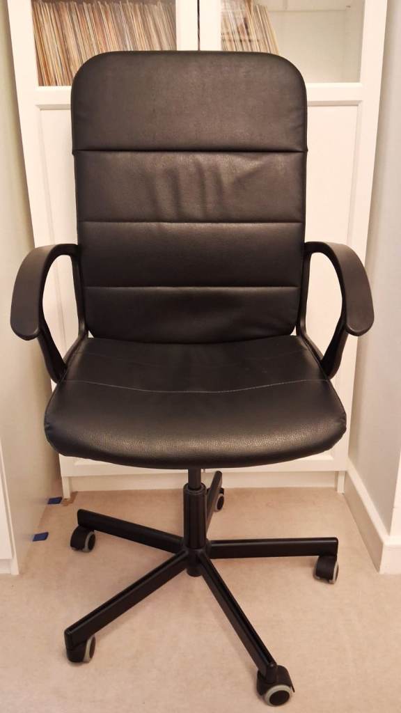 image for IKEA SWIVEL BLACK OFFICE CHAIR WITH ARM RESTS IN PERFECT CONDITION ORIGINAL PRICE £60
