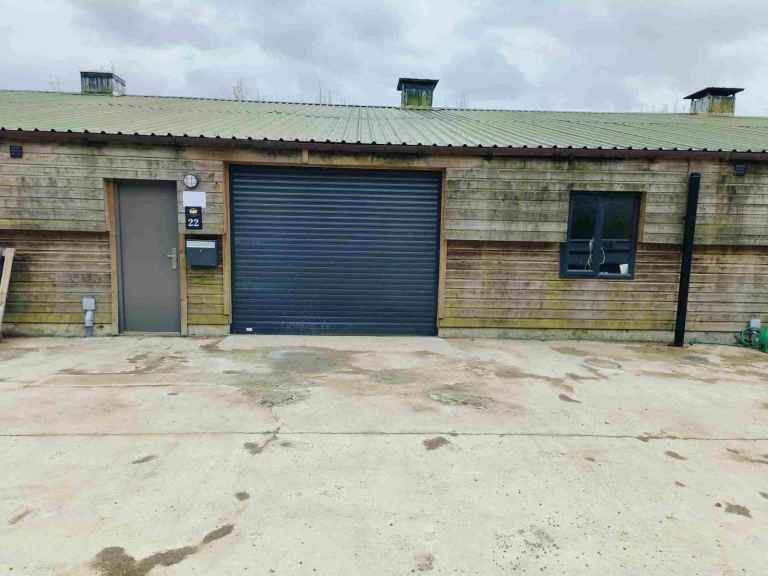 Industrial Unit / Warehouse to Let – Near Uckfield / East Sussex