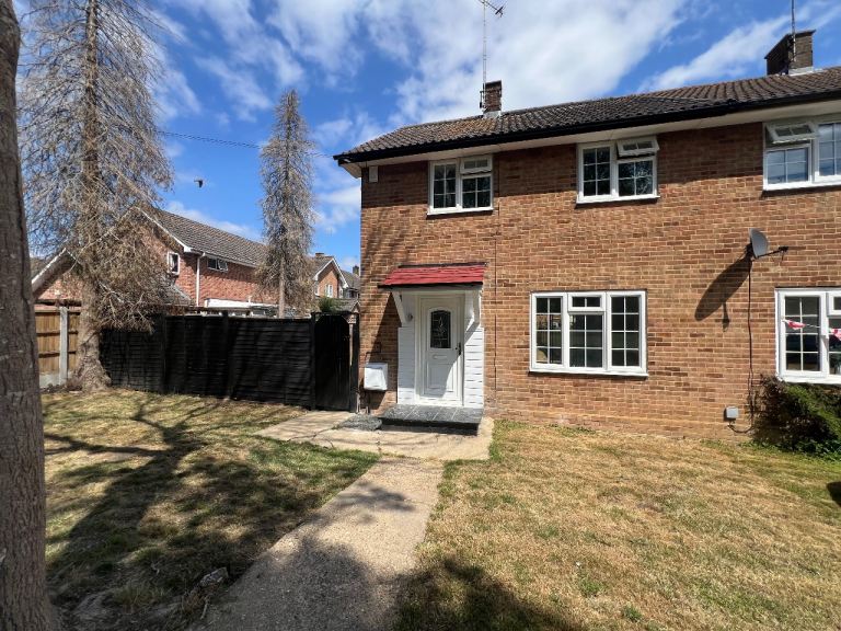 3 Bedroom Semi Detached House 