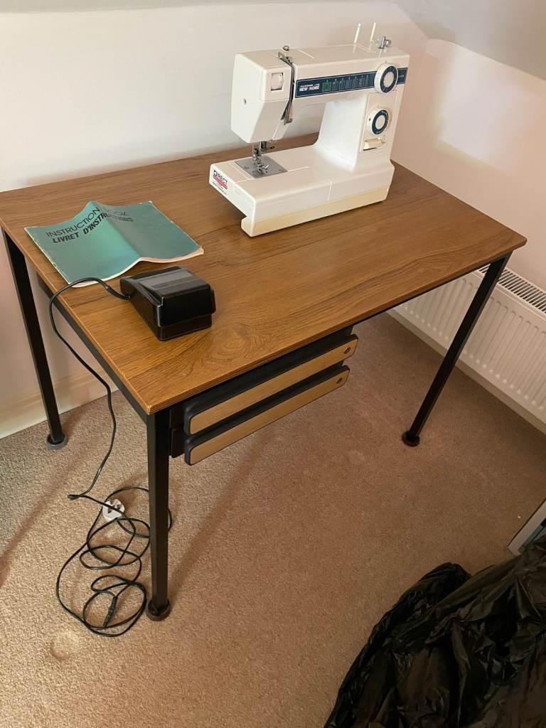 Sewing Machine & Work Station