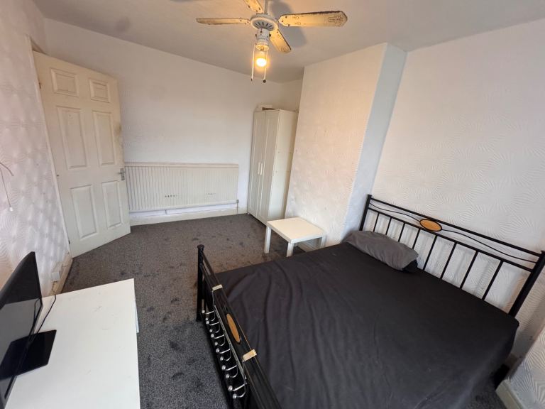 Double room for rent 