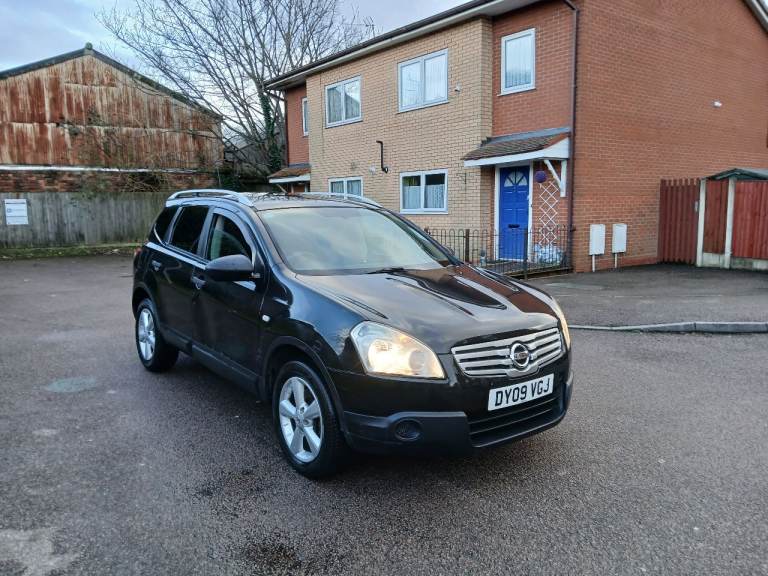 Nissan qashqai 2.0 diesel 7seater 12months mot 