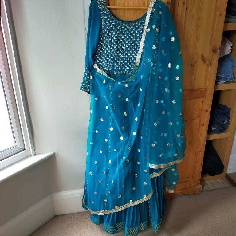 Indian dress & dupatta occasion wedding 