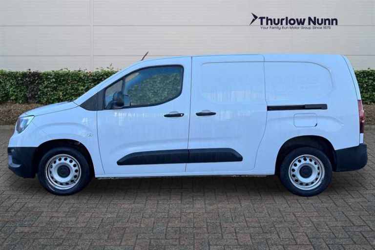 2022 Vauxhall Combo 1.5 Turbo D 2300 Dynamic Panel Van 6dr Diesel Manual L2 H1 Euro 6 (100 ps) Pa...