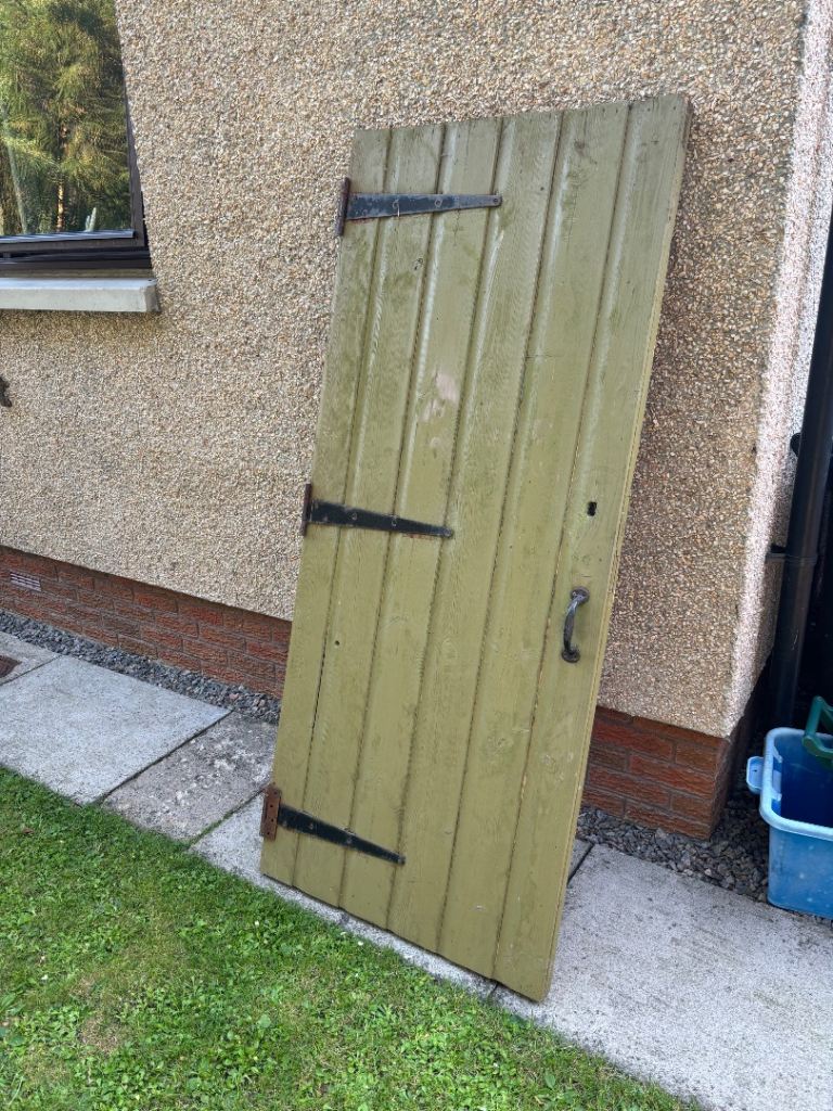 Shed door……free