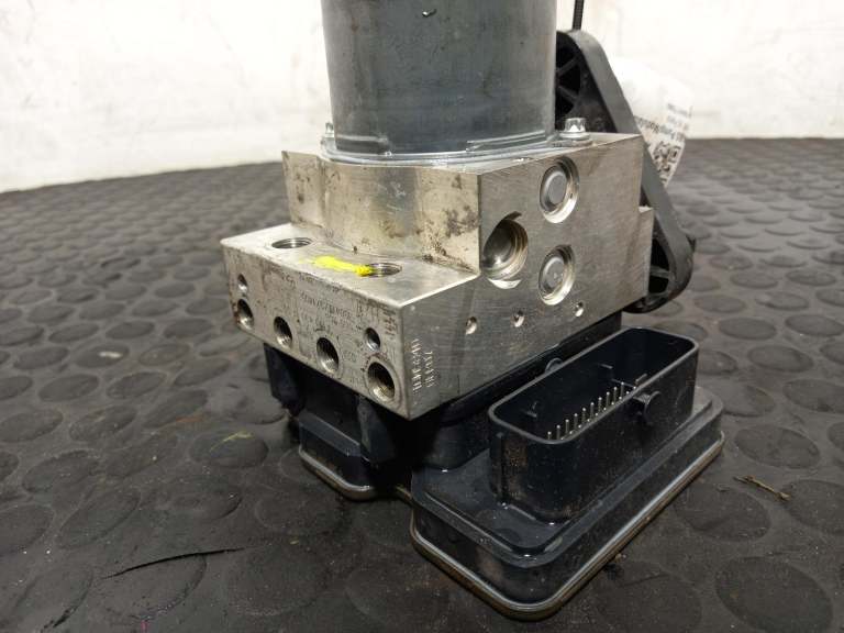 Mercedes Amg Gt Abs Pump/Modulator 2015-2023 4.0l M178.980 Rde2 A1904311700