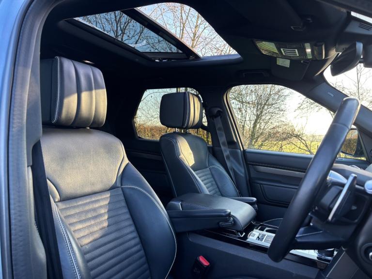 2019 Land Rover Discovery 3.0 SD6 HSE Luxury 5dr Auto ESTATE Diesel Automatic