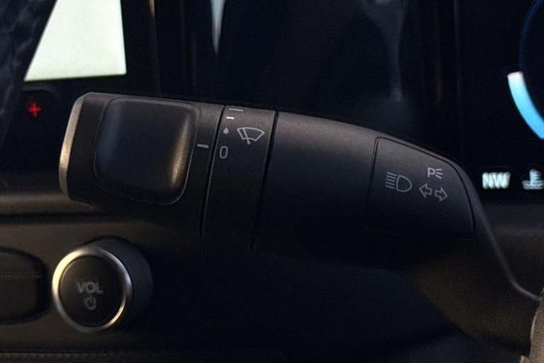 2025 Ford Transit Custom 280 Limited L1 SWB FWD 2.0 EcoBlue 136ps Low Roof, HEATED FRONT SEATS &a...