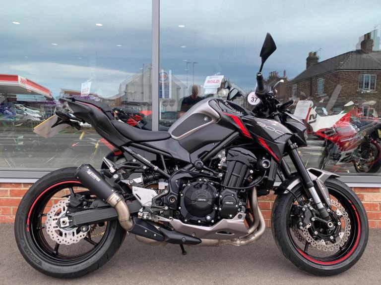 Kawasaki Z 900 - 5725 MILES - 2 YEAR WARRANTY - SCORPION EXHAUST
