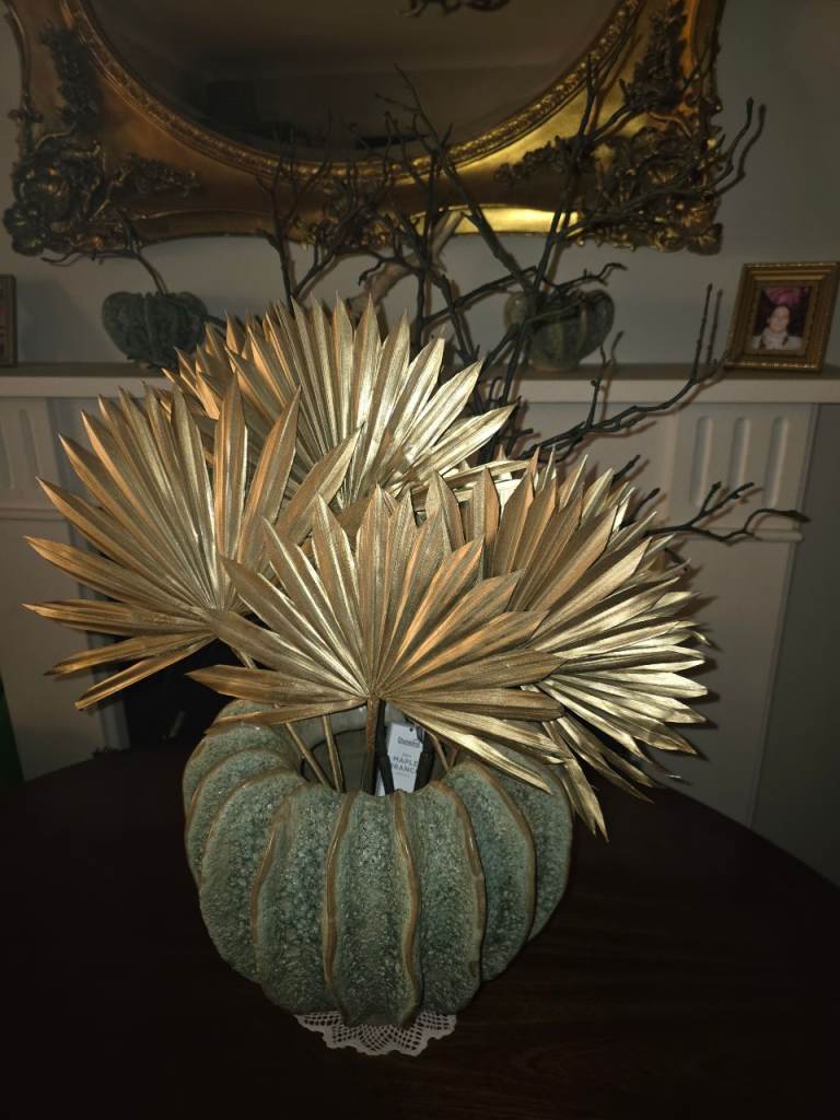 Antique Gold Dried Sun spear Palm Leaves Natural Plant Flower Christmas plant Decoration Arranging