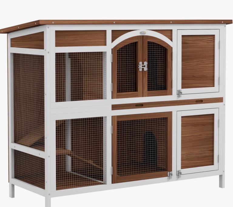 Guinea pig/Rabbit Hutch for Sale NEW UNOPENED