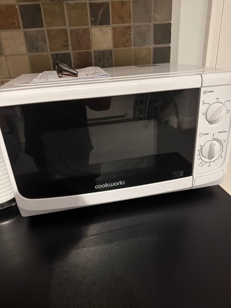 Cookworks Microwave