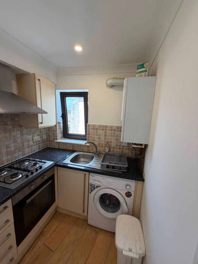 1 bed Flat available 