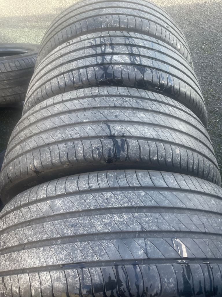 Set of 4 235/50t 19 Michelin e primacy tyres with 5 mm tread delivery available 