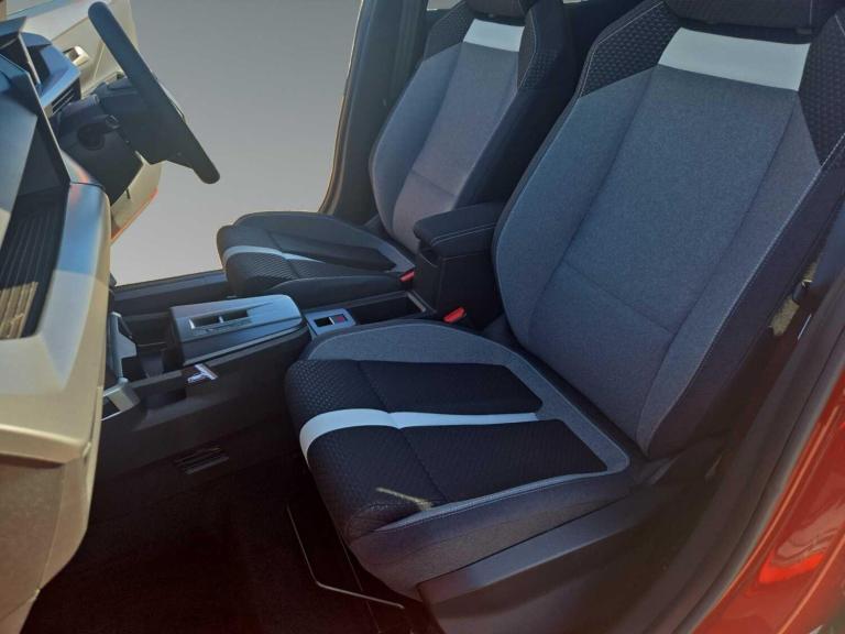 2025 Vauxhall Frontera 1.2 Hybrid [136] GS 5dr e-DCT6 HATCHBACK PETROL Automatic