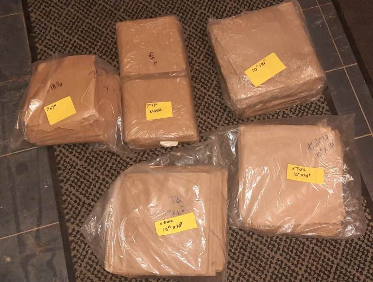 A selection of brown paper bags MIXED SIZE 