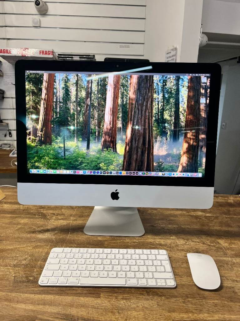 Apple iMac 21.5" Retina 4K 2019 6 Cores i5 3.0GHz 8GB RAM 256GB SSD 4GB Graphics Logic Pro IzoTope