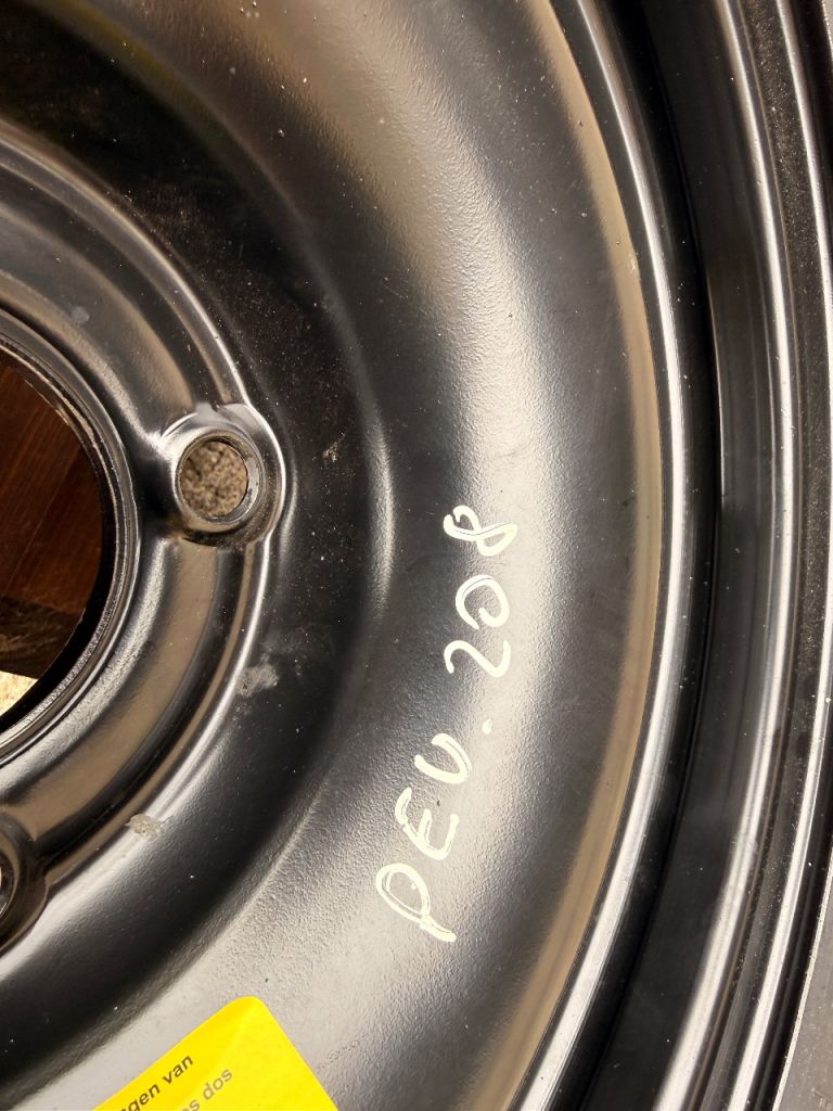 185/65R15 rim , tyre