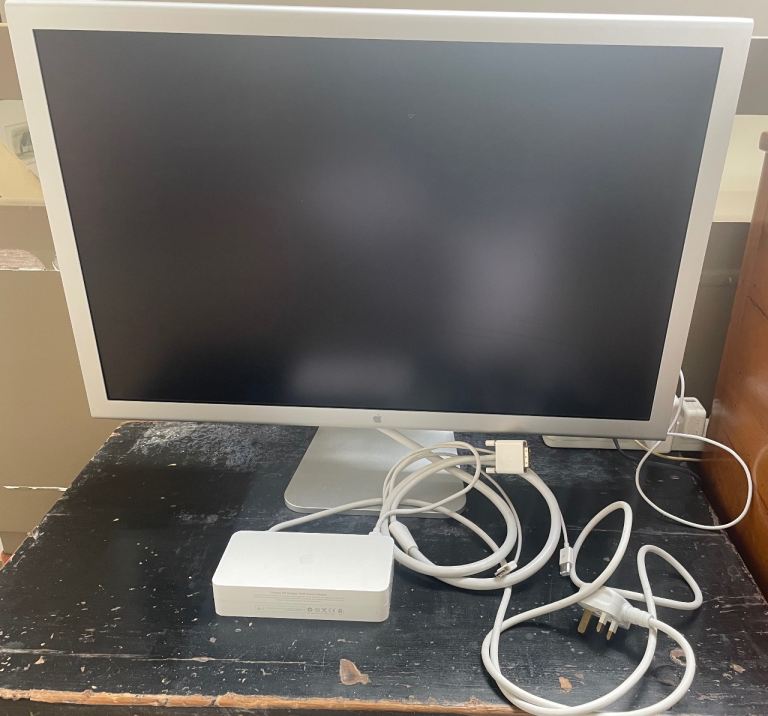 Apple Cinema Display