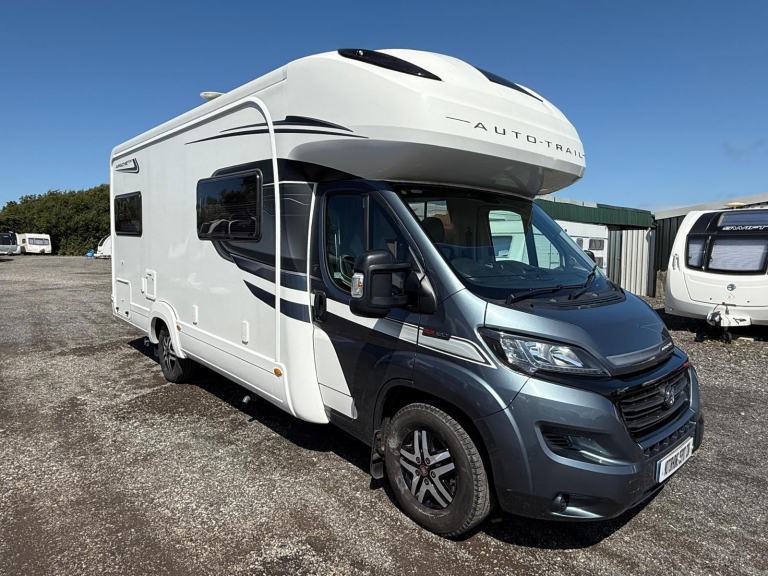 Autotrail Apache 700, 6 Berth, Rear Lounge, 1 Owner Low Mileage