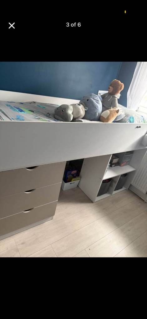 Kids bed with storage / play xsoldx