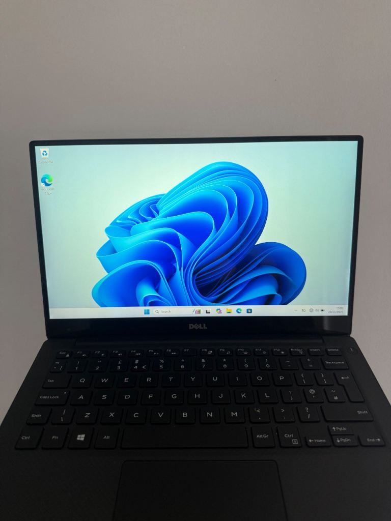 image for Dell XPS Intel i5 8gb 256gb ssd windows 11 FHD touchscreen laptop