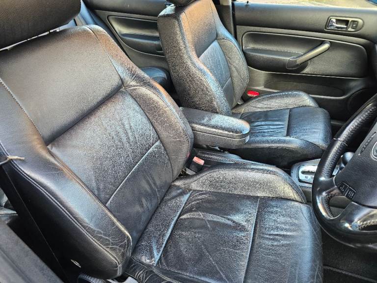 Volkswagen, BORA, Saloon, 2005, Automatic, 1595 (cc), 4 doors