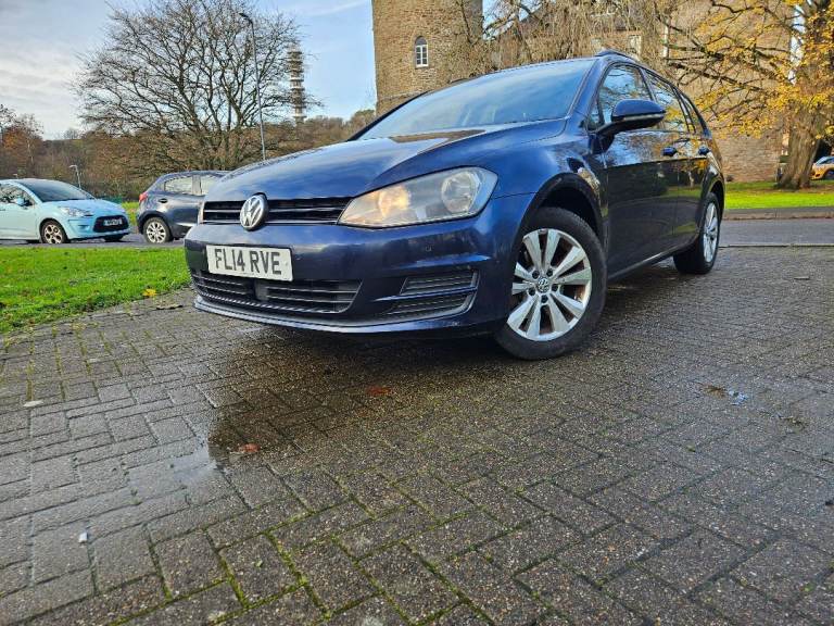 Volkswagen golf 1.6tdi bluemotion technology economy model estate £20 ayear tax FSH