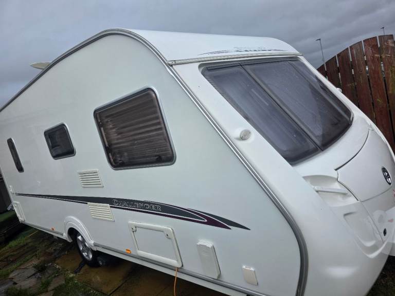 2007 swift challenger 540 fixed bed 4 berth motor mover 