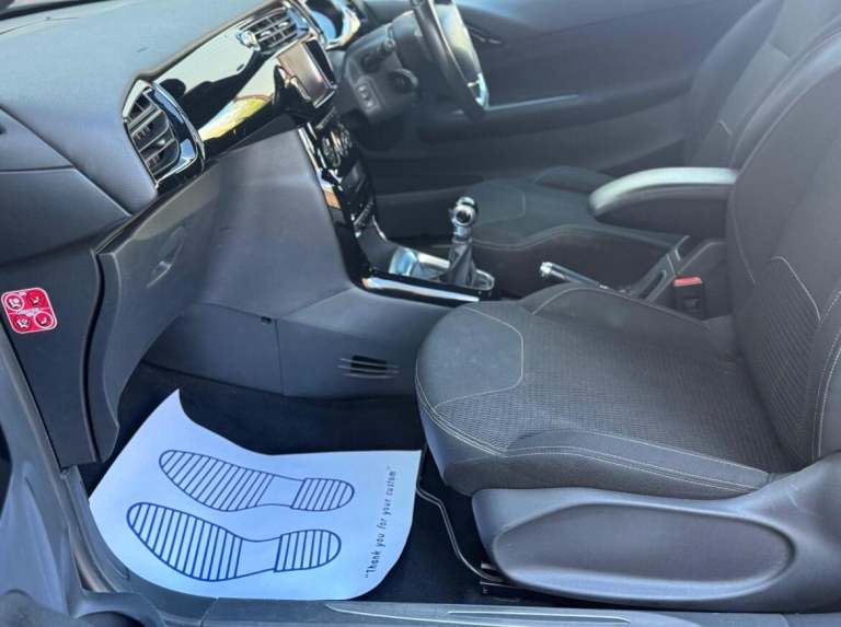 2016 DS Automobiles DS 3 1.2 PureTech Chic 3dr HATCHBACK PETROL Manual