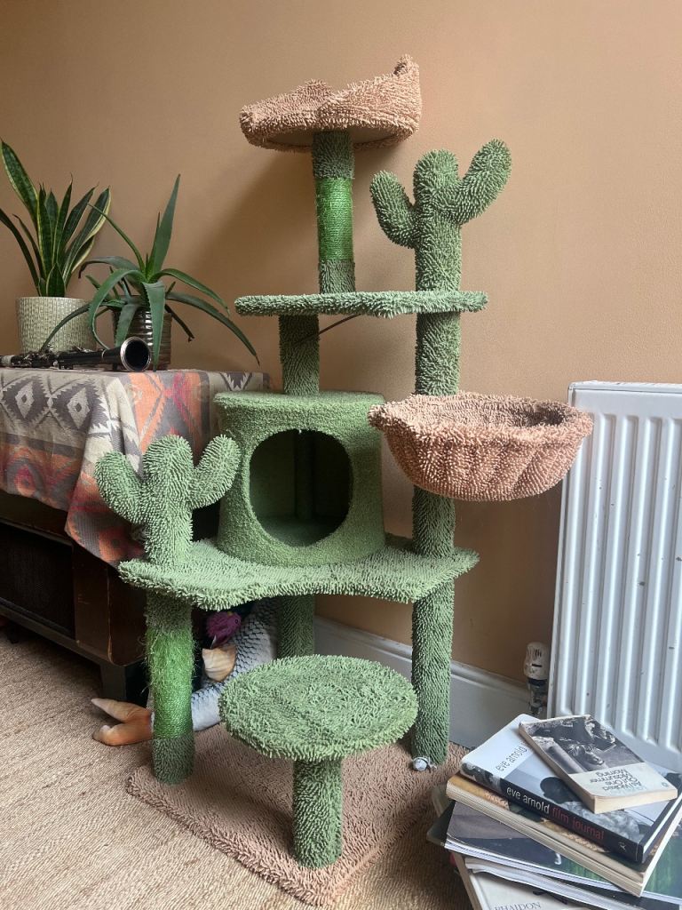 Cat tree 