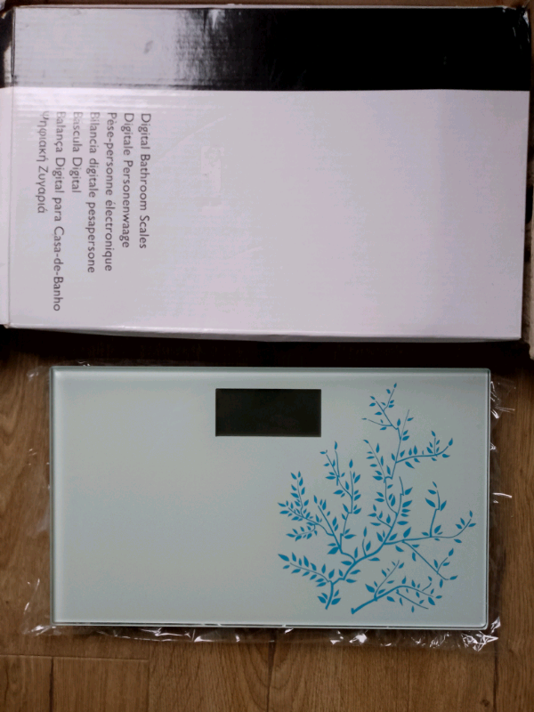 Brand new in box floral bathroom  weight monitor diet glass digital  weighng scales 