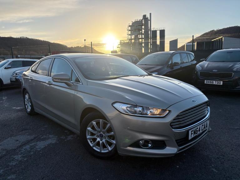 2015 Ford Mondeo 1.6 TDCi ECO Zetec - Loads oF History - 2 Owners / 2 keys   HATCHBACK Diesel Manual