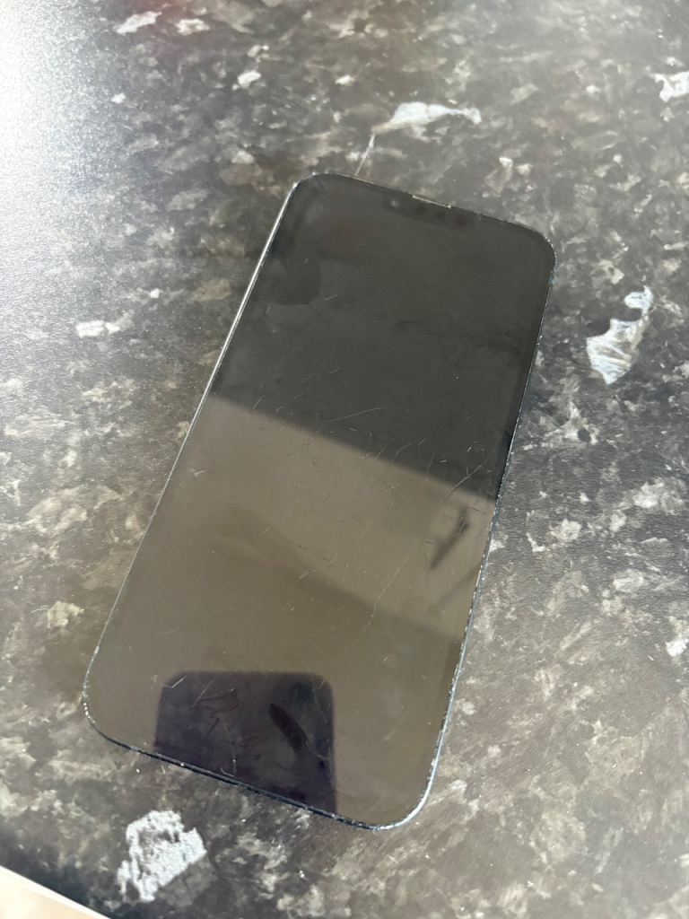 iPhone 14 plus 