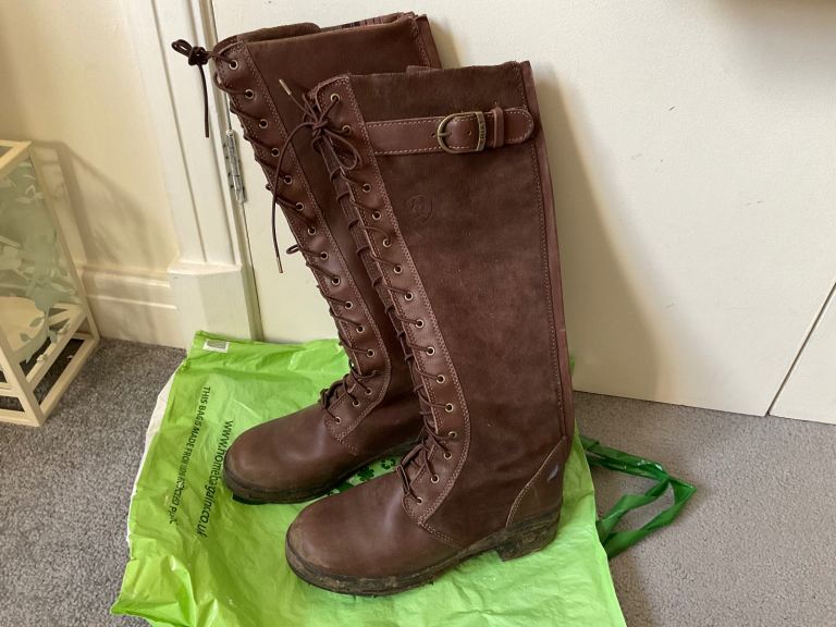 Ladies Ariat Coniston size 5 waterproof country boots