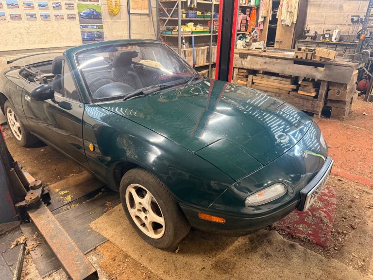 Mazda, MX-5, Convertible, 1997, Manual, 1598 (cc), 2 doors