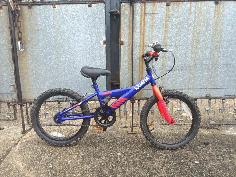 IGUANA  (BLUE/RED) 18 INCH WHEEL CHILDS BIKE,ALLOY BRAKES AND LEVERS £40