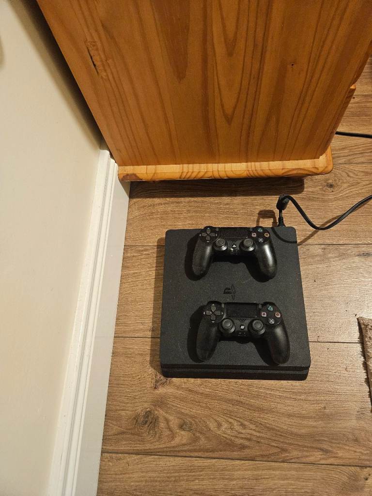 Sony ps4 with two controllers 