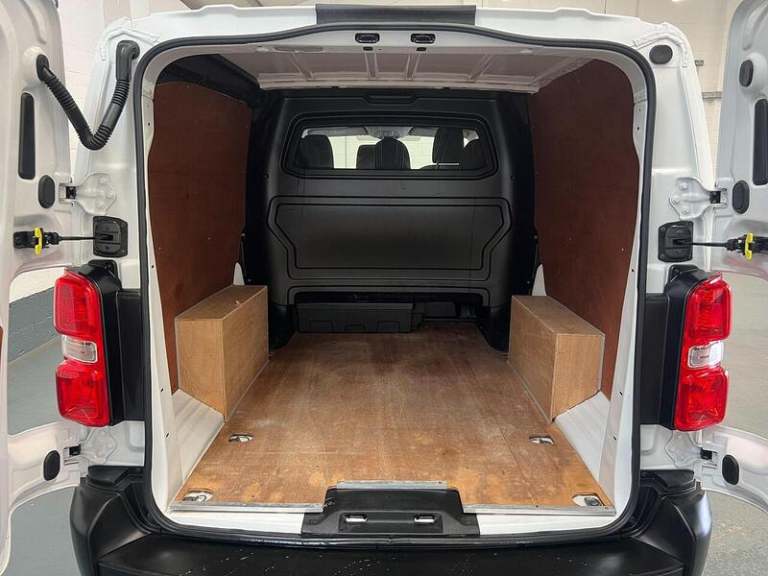 2022 Fiat Scudo 2.0 MultiJet 145 Tecnico Crew Van PANEL VAN DIESEL Manual